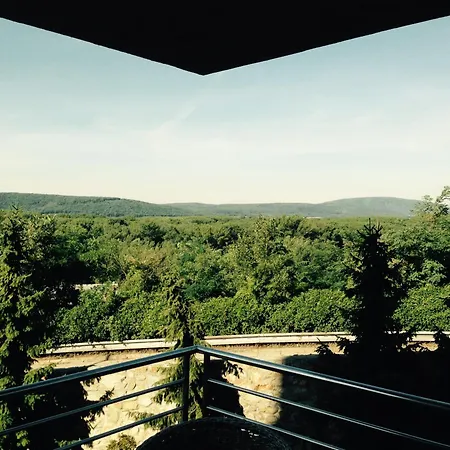 Apartment Butterfly Residence,165m2 Spacious With 4 Free Parking Spaces,playground And Gym
