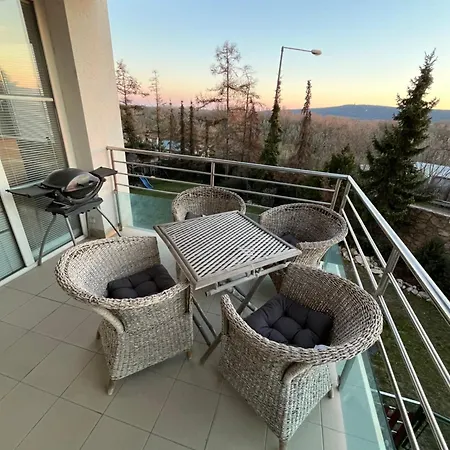 Butterfly Residence,165m2 Spacious With 4 Free Parking Spaces,playground And Gym Apartament