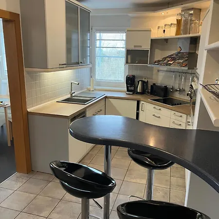 Апартаменты Butterfly Residence,165m2 Spacious With 4 Free Parking Spaces,playground And Gym Братислава