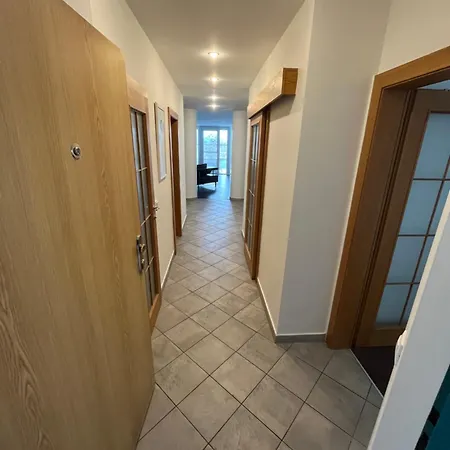 Butterfly 165m2 Spacious 4 Parking Gym Lägenhet